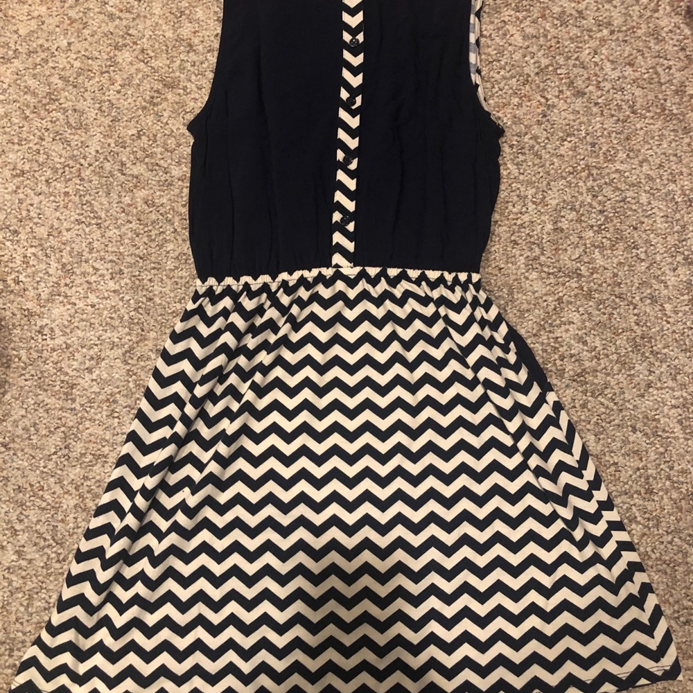 Pink Rose dress - Picture 2 of 2